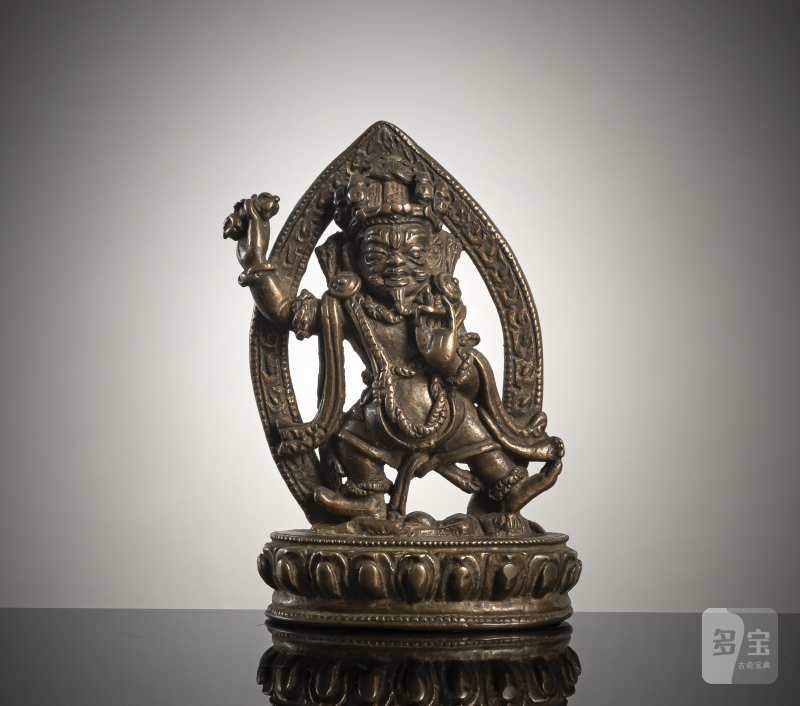 A BRONZE FIGURE OF VAJRAPANI